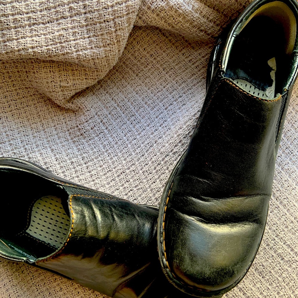 👞 Borns Black Shoes Size 8